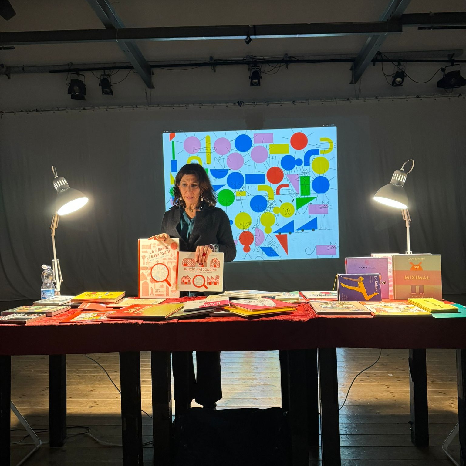 App e albi, linguaggi inclusivi. Un laboratorio con Giulia Natale a VolumebK di Milano