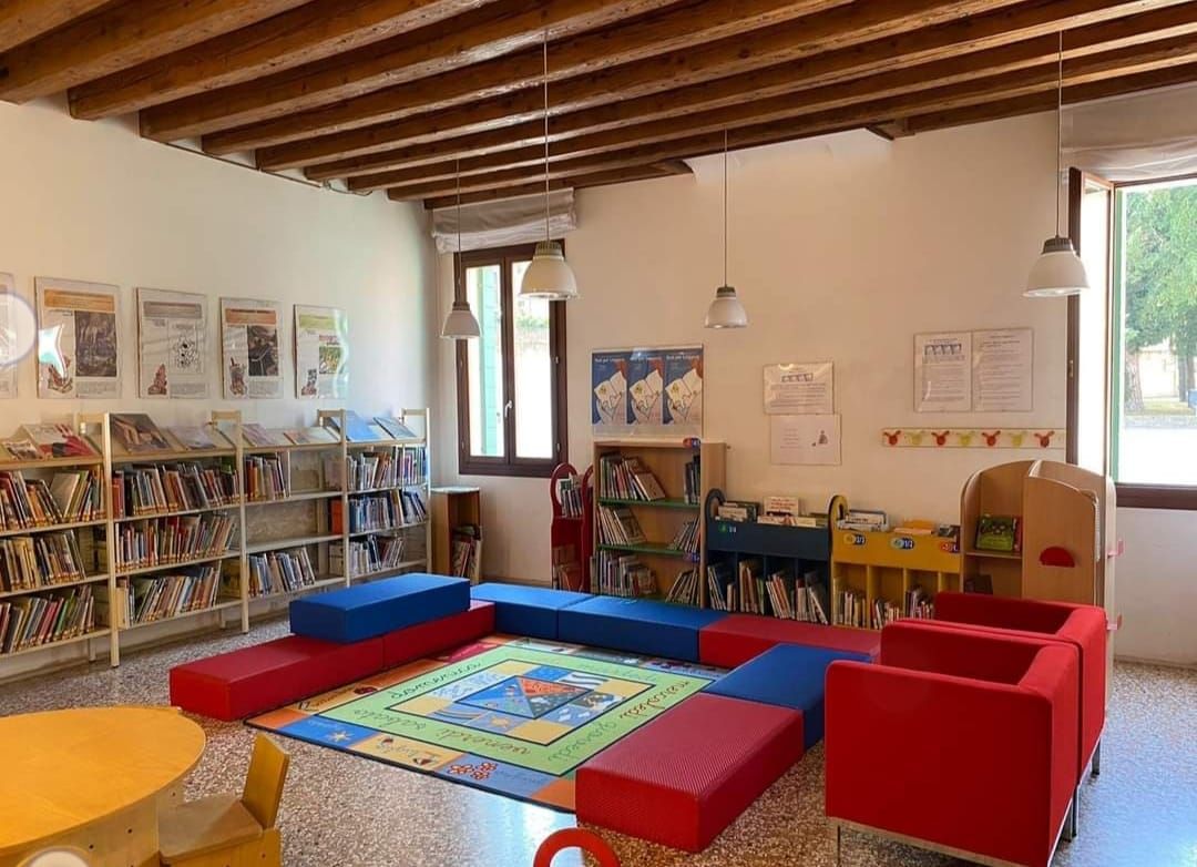 Sulla soglia dei Silent Books. Alla Biblioteca Civica di Este (PD) la formazione gratuita a cura di Cunegunde